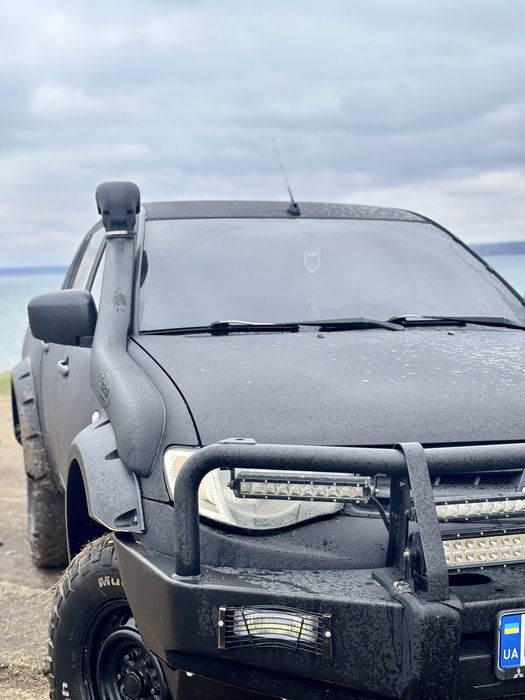 Mitsubishi l200 LONG WARRIOR 2013 НОВЫЙ МОТОР подготовленый пикап 4*4