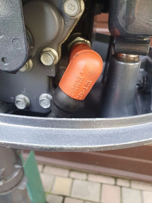 Продам лодочний мотор Yamaha 5