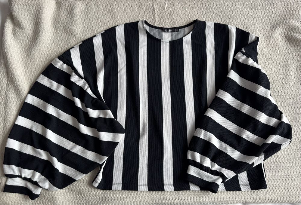 Кофтинка в полоску bershka s, m, l