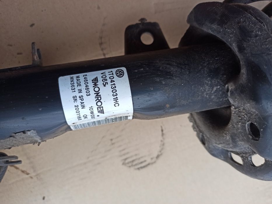 Амортизатори адаптивні передні в зборі Wolksvagen Scirocco 08-14