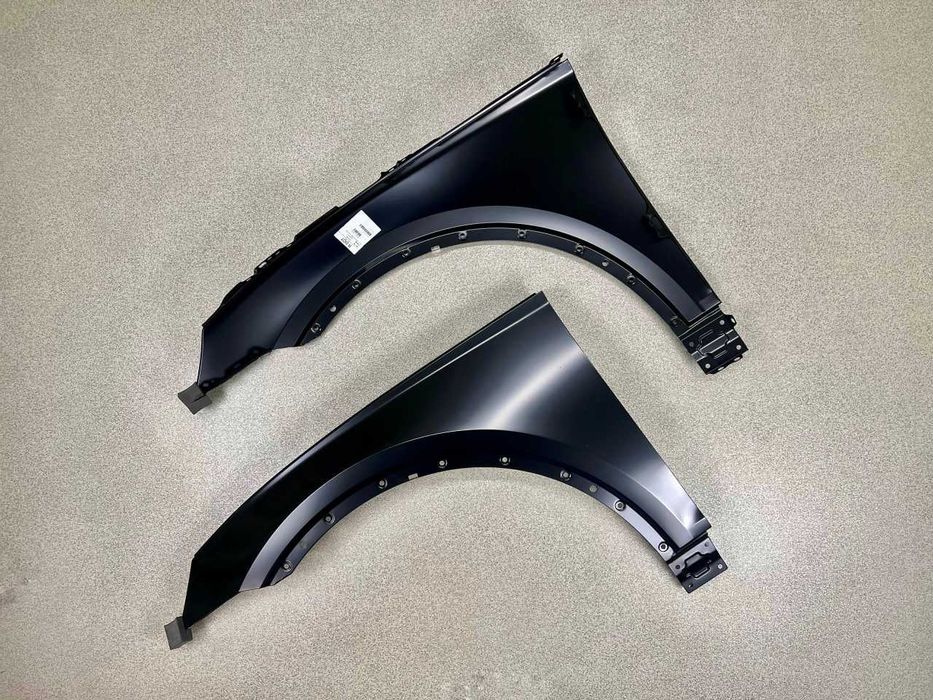 Крило AUDI Q5  ( FY ) 80A821106A / 80A821105A