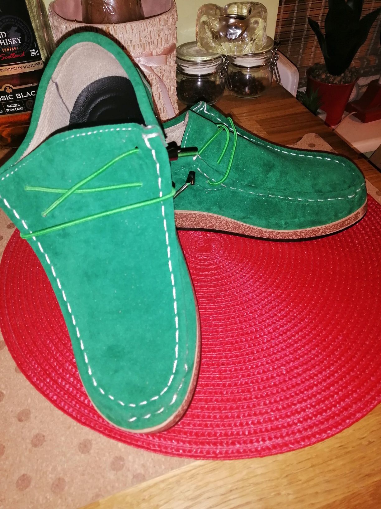 Zielone, nowe mokasyny, 41.