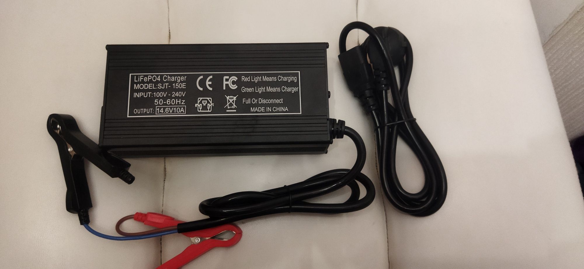 Life PO4 Charger 14.6V10A зарядка литий-железо-фосфатный аккумуляторов