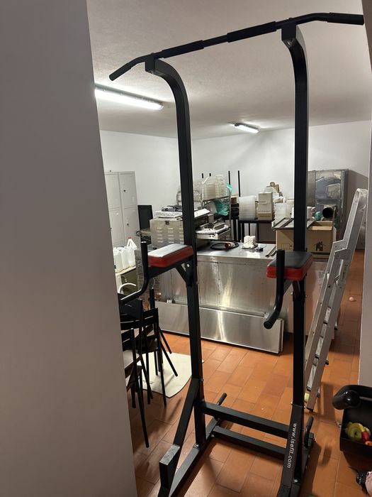 Estacao de Musculacao ( calestenia)