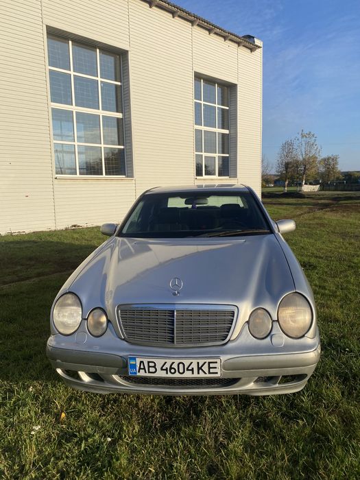 Продам mersedes e-class w210
