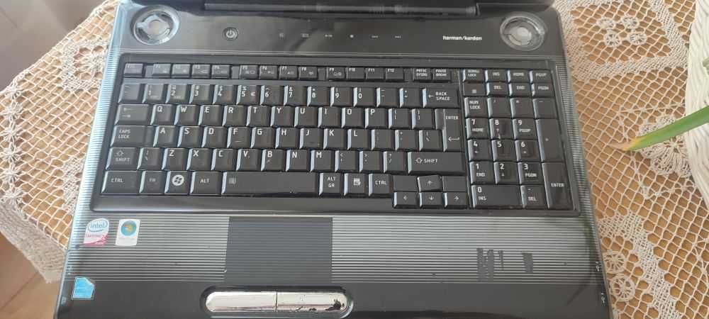 Laptop Toshiba Satellite P300 - 1CE USZKODZONY