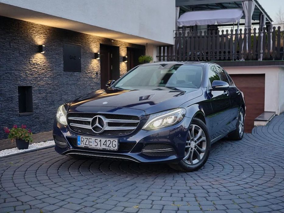 Mercedes-Benz Klasa C Ładny stan, drugi komplet kół na alufelgach, FAKTURA VAT 23%