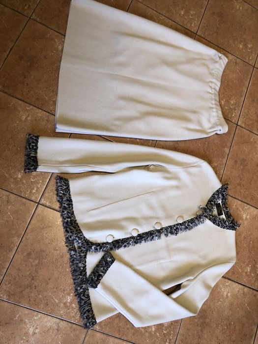 Костюм, кофта, туніка жіноча