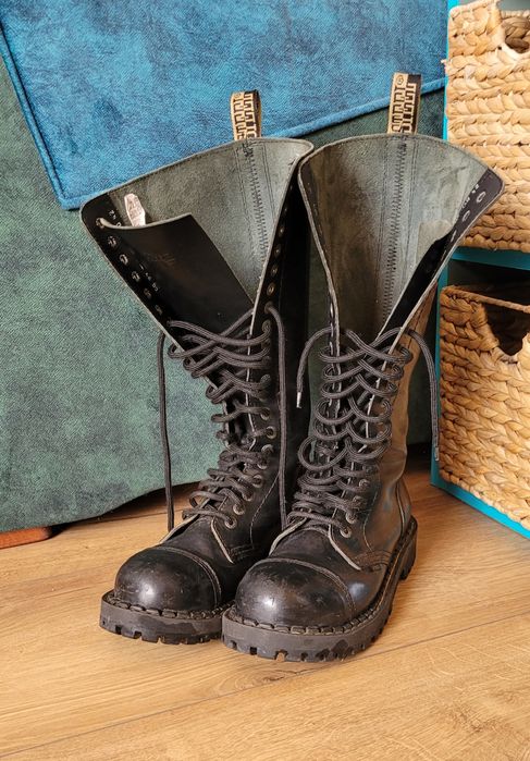 Glany Steel 20 dziurek / rozmiar 42