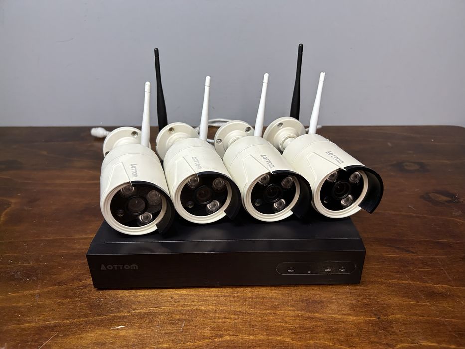Система відеонагляду Aottom Super8720 1080p 720p