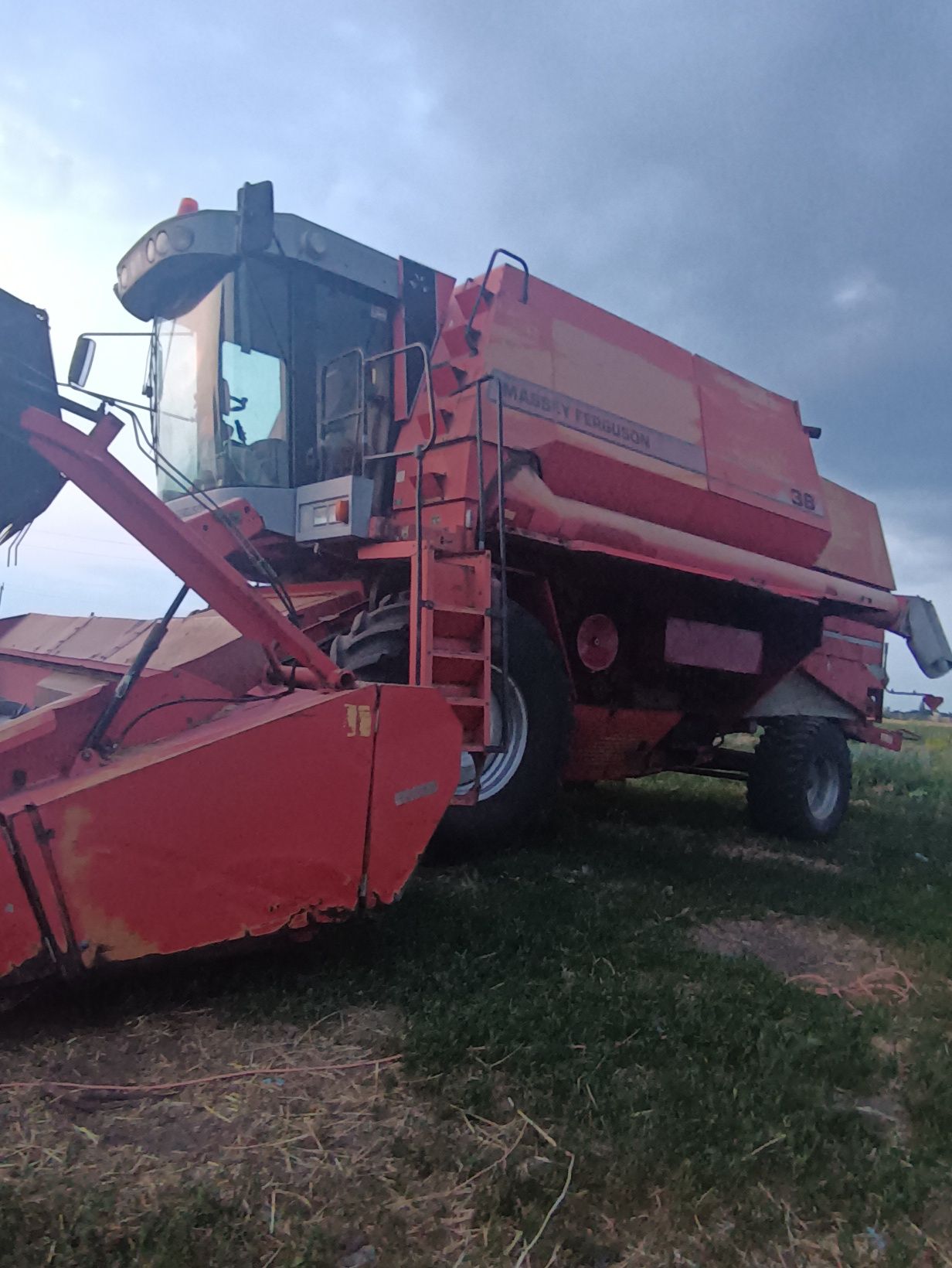 Massey Ferguson 38