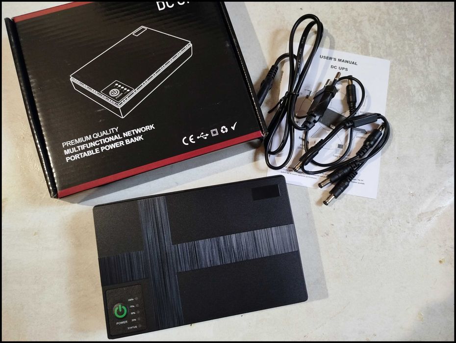 Источник бесперебойного питания  UPS 12000mah 36w USB