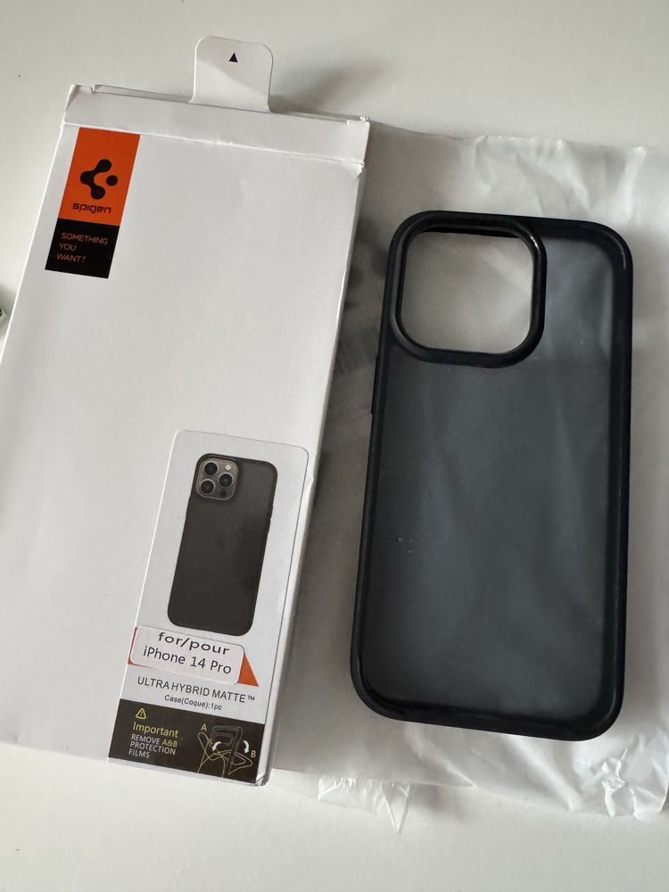 Spigen ultra hybrid matte Etui case iphone 14 pro