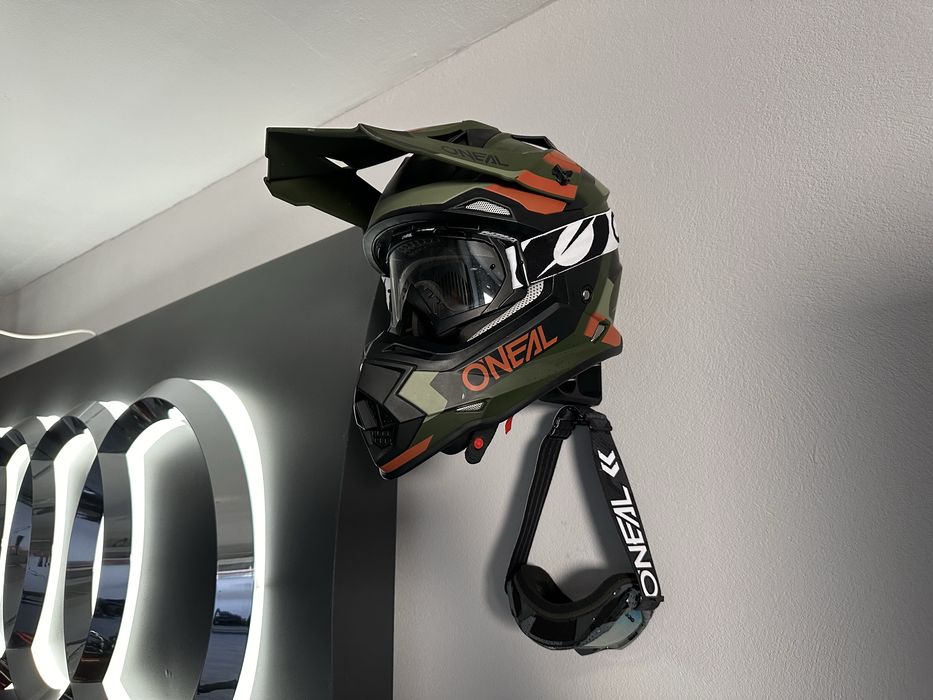 Suporte de capacete para parede