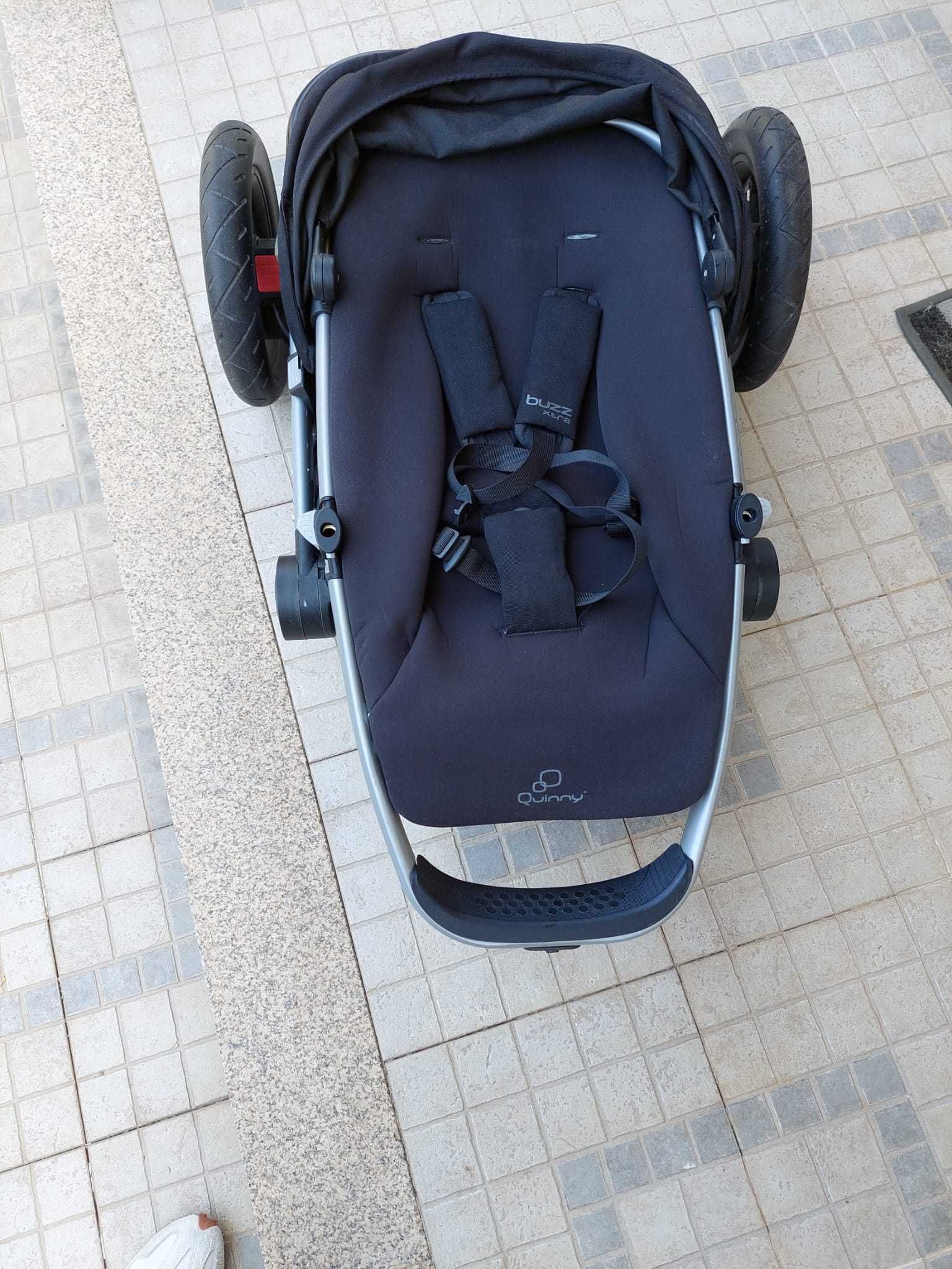 Carrinho de passeio Quinny Buzz