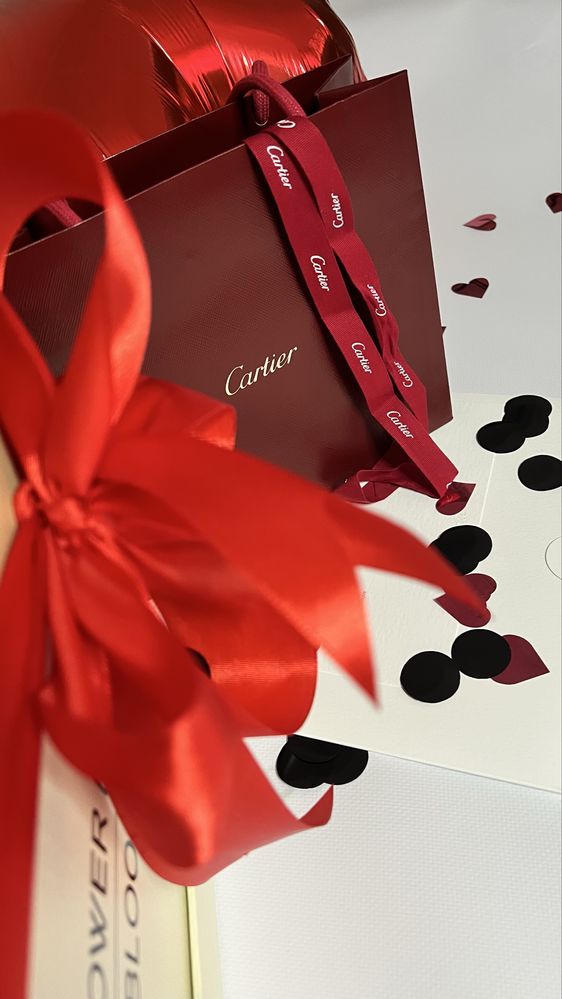 Оригінальна упаковка Картьє Cartier