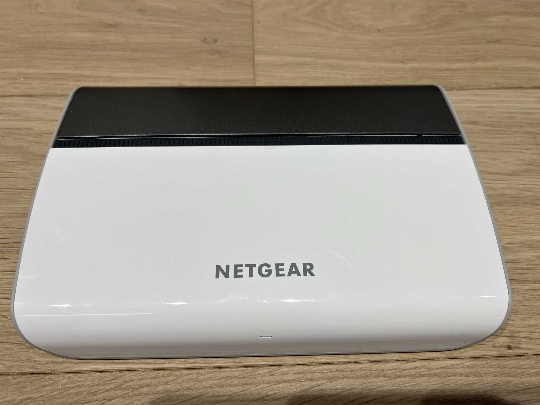 Коммутатор, свитч Netgear GS908E