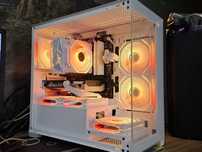 KOMPUTER DO GIER  / Ryzen 9 7900 / RTX 5060 TI / ARGB / DDR5 / BIAŁY