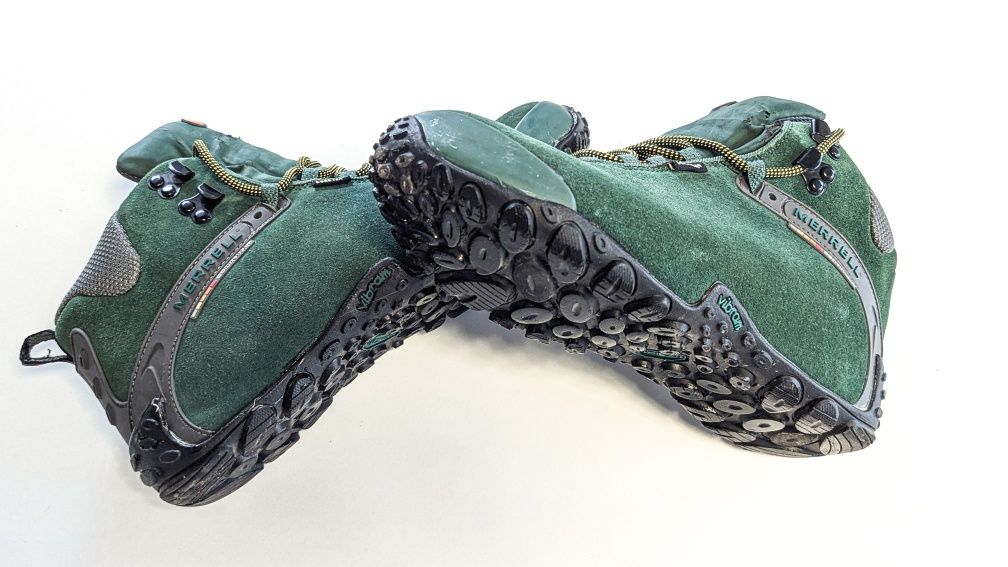 Buty trekkingowe wysokie turystyczne Merrell

Chameleon
