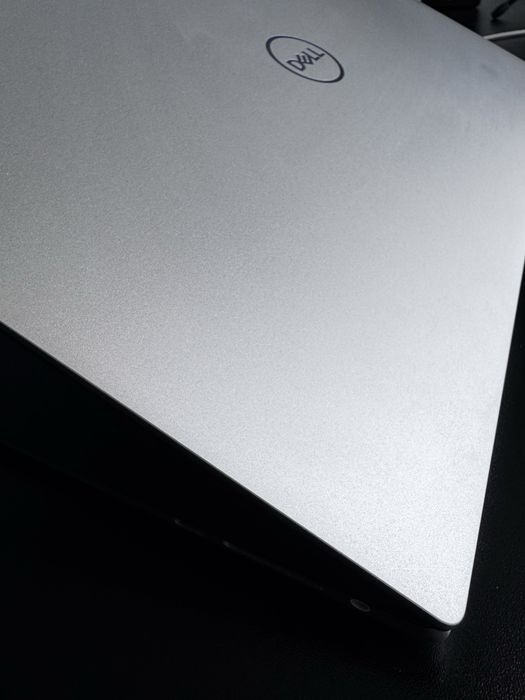 Portátil premium DELL XPS 15 9510 i9