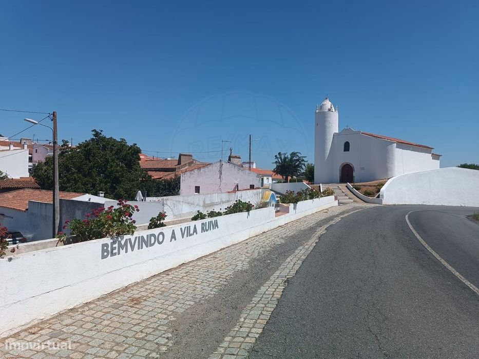 Moradia T2 para venda