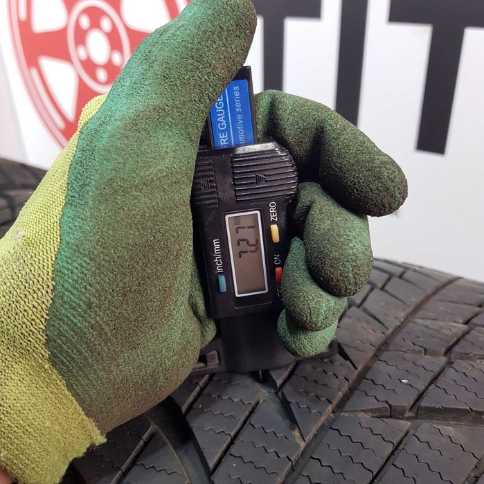 4шт 75% Шини зимові 215/65 17 Bridgestone Blizzak LM001 резина R17 22р