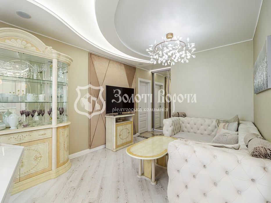 Квартира, 2к. Євроремонт. Здолбунівська, 13, Позняки, Дарницький район