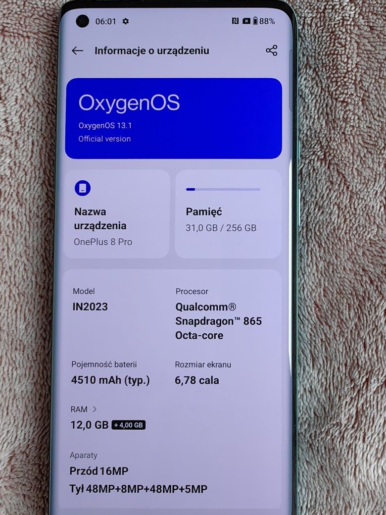 One Plus 8 Pro, 12/256, zadbany