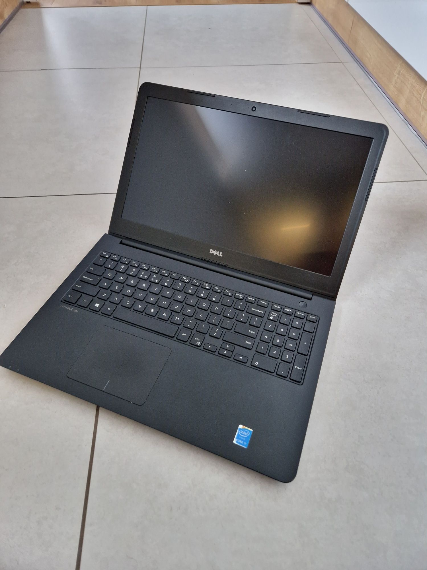 Laptop Dell Latitude 3550 I7 GF830M