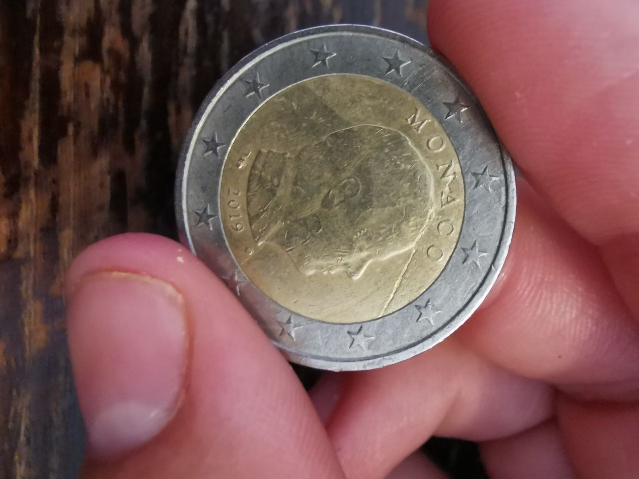 Moeda do Mónaco de 2019 com defeito