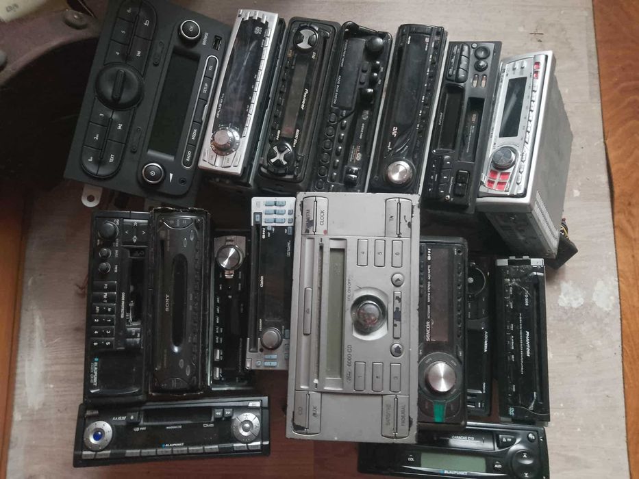 stare radia samochodowe zestaw kolekcja