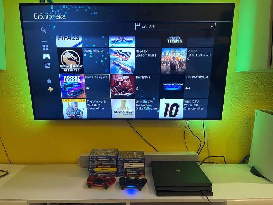 Sony PlayStation 4 PRO 1000gb в ідеальному стані на подарунок PS4