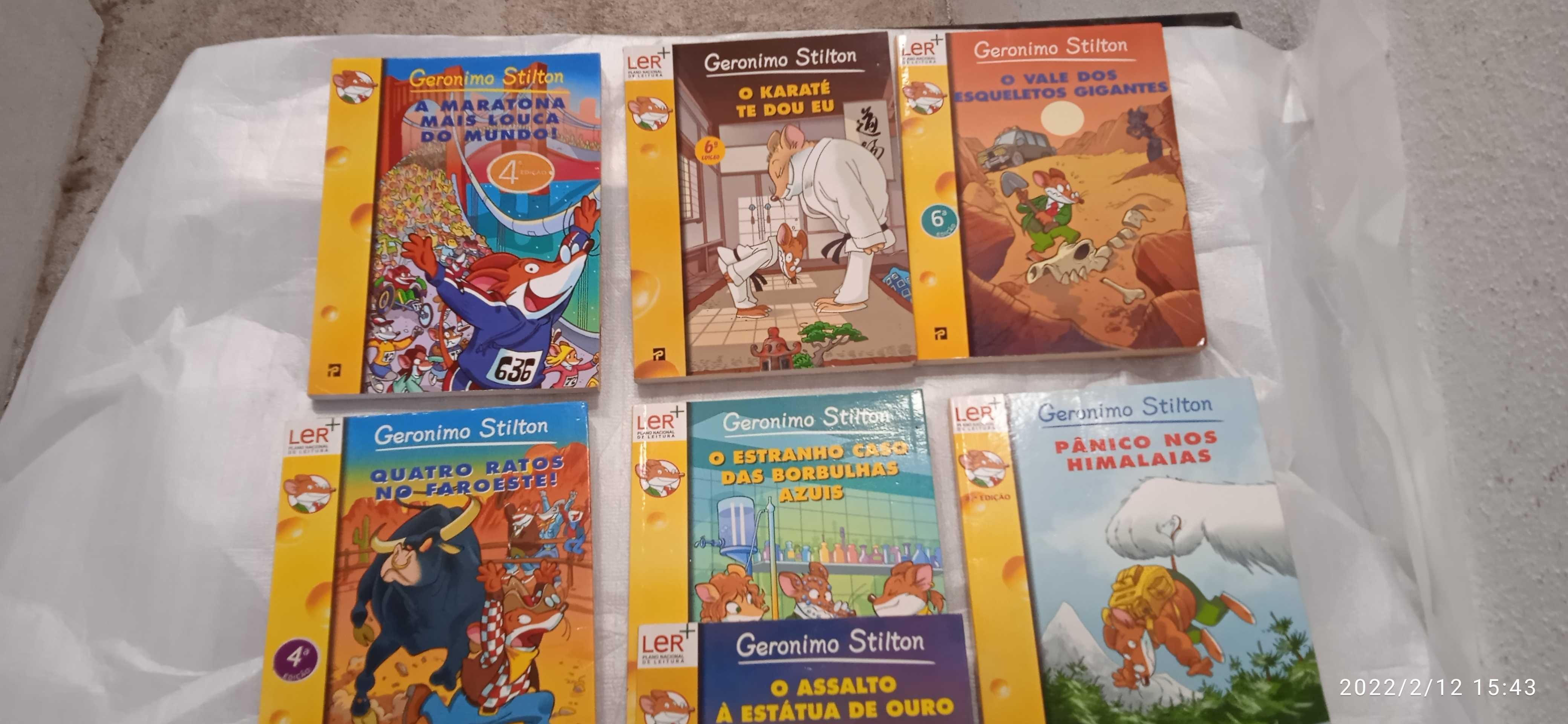 Diversos livros infantis