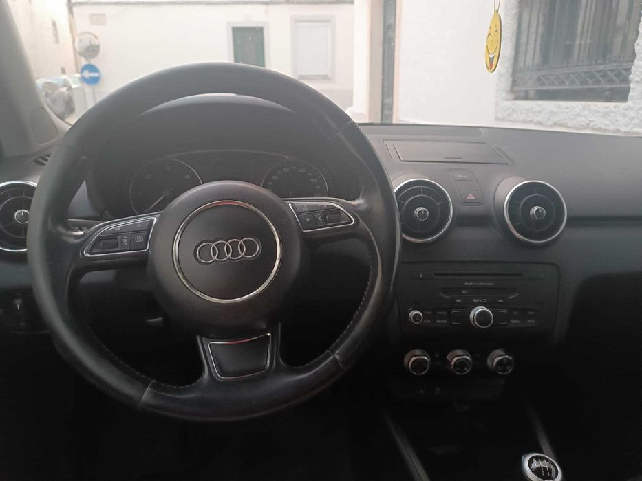 Audi A1 1.6 TDI 105cv