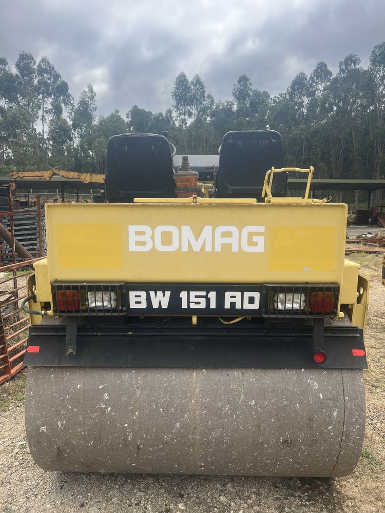 Cilindro compactador Bomag BW 151 AD