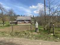 Будино у селі Лопушниця 3 км від кордону Смільниця