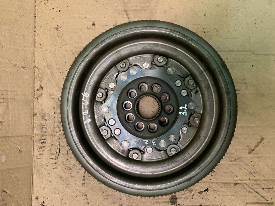 Audi a3 8p WV passat b6 b7 golf v r32 3.2 v6 dsg