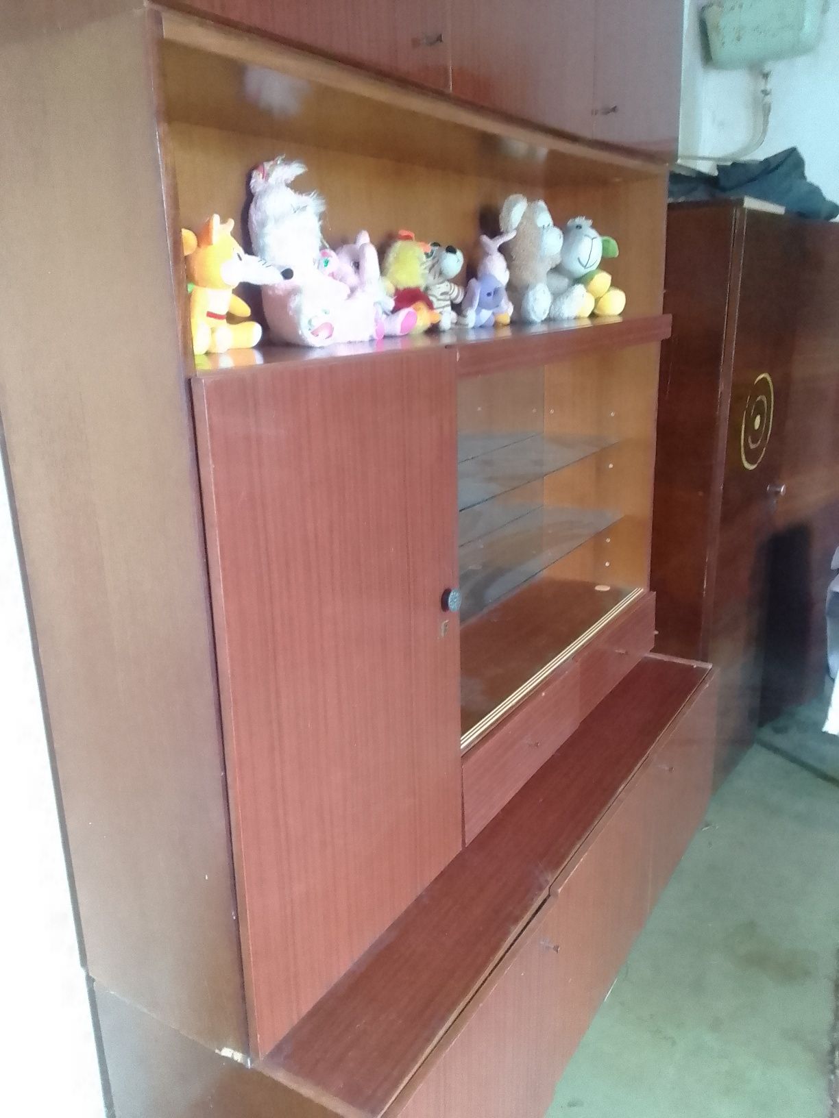 Продается сервант СССР