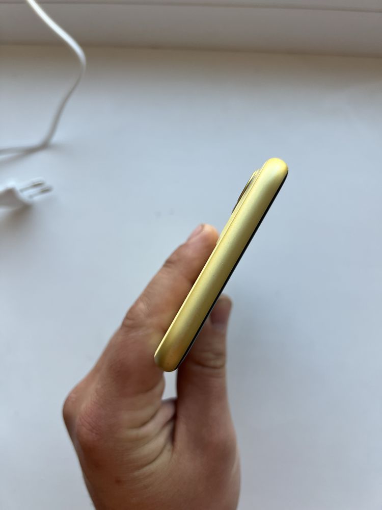 Iphone 11 64 gb yellow