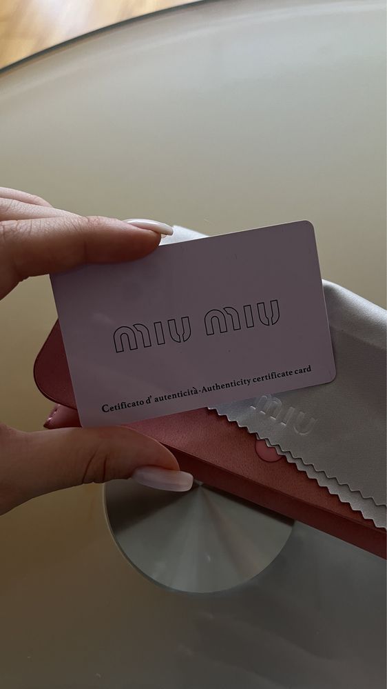 okulary miu miu czarne