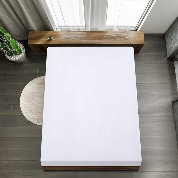 Zestaw 6 prześcieradeł z gumką 140x200 cm białe z kieszeniami gładkie