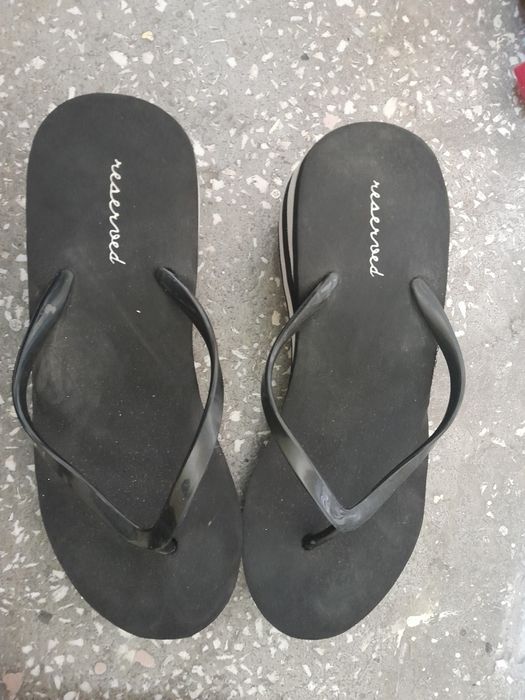 Klapki na koturnie roz 39