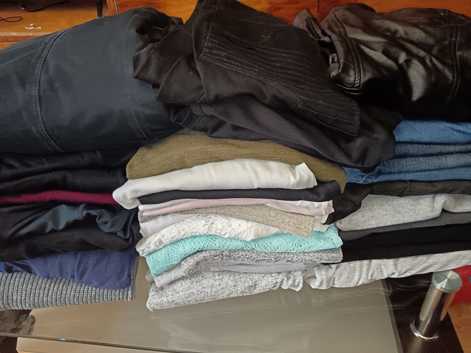 Paka damskich ubrań XL/XXL
