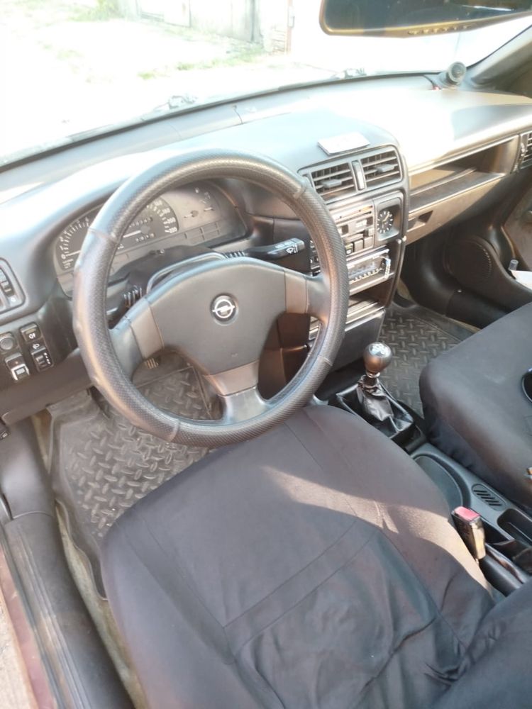 Продам хороший автомобиль