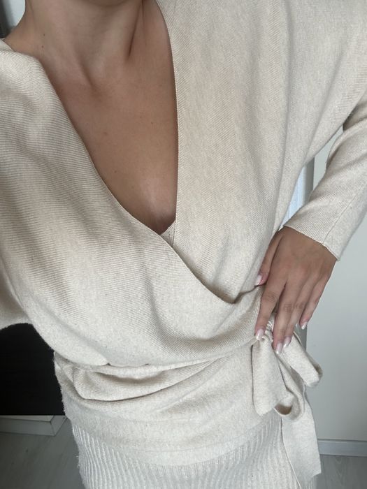 Komplet sweterek i sukienka Mohito