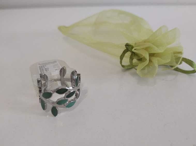 Piękny pierścionek obrączka zielone listki ORSAY rozmiar 14 + woreczek
