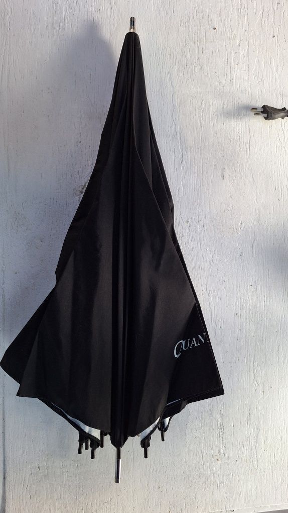 Statyw i parasolki do zdjęć firmy Quantum