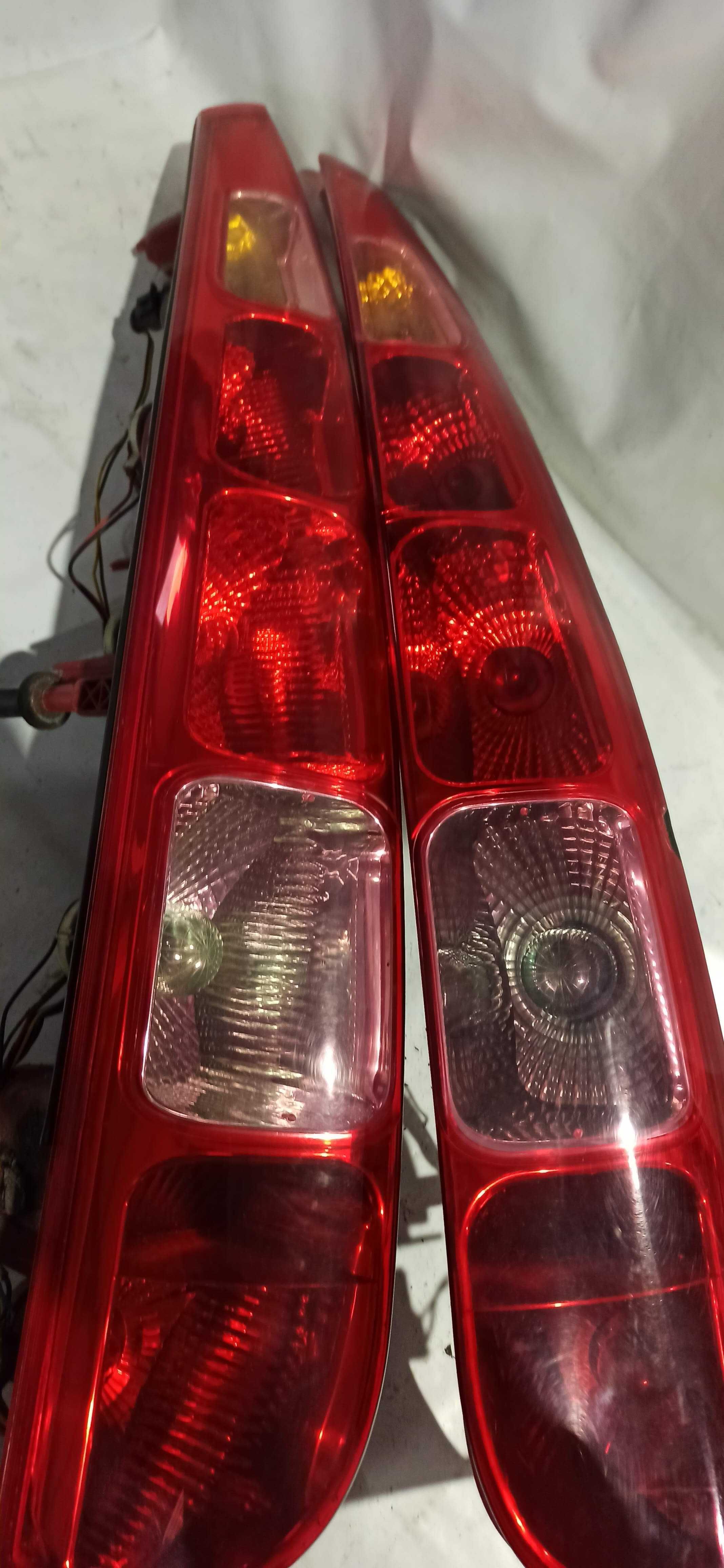 Farolim Citroen C 8