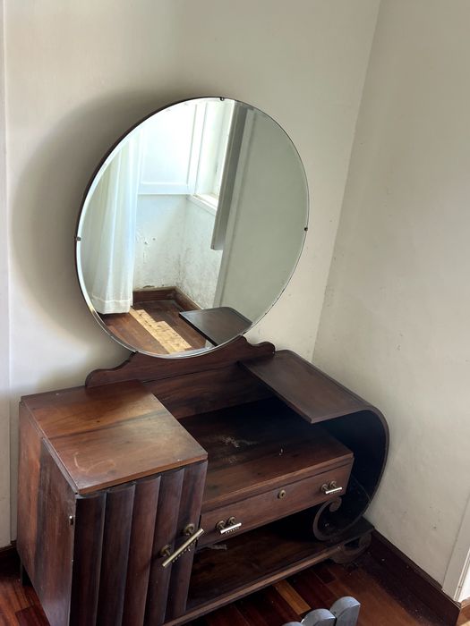 Cómoda antiga – peça única