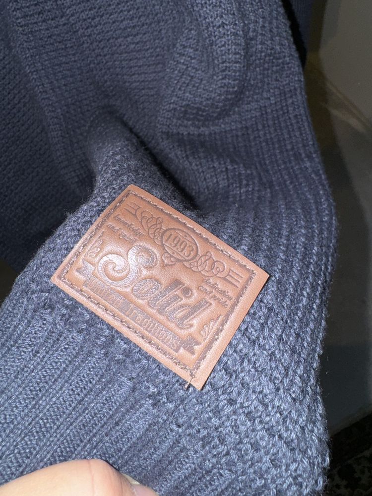 Sweter z guzikami granatowy M